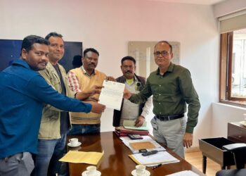 JMM delegation urges Tata Steel UISL GM for cleanliness, water supply