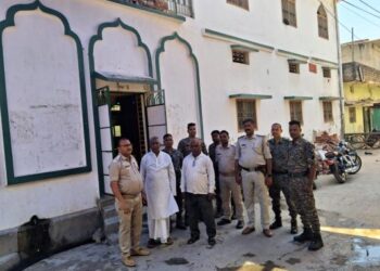 Jharkhand News: Palamu cops visit mosques, assure peace