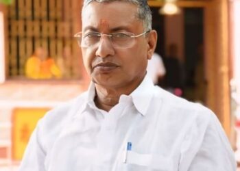 “Dog watching over the skin?” Jharkhand officials continue protests against Chatra MP’s remarks