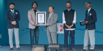 Prem Rawat, Vipul Rikhi set Guinness World Record for largest book reading event
