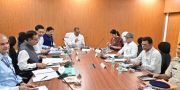 North Chhotanagpur Commissioner orders swift relocation of Jharia fire zone residents