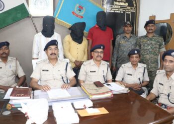 Three cyber fraudsters from Hazaribag arrested in Dhanbad