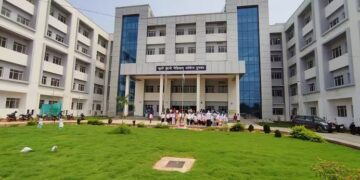 Jharkhand News: Dumka medical college students end strike after 3 days