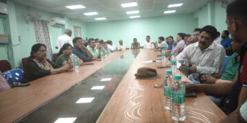 Deoghar doctors launch indefinite strike over assault on medical officer