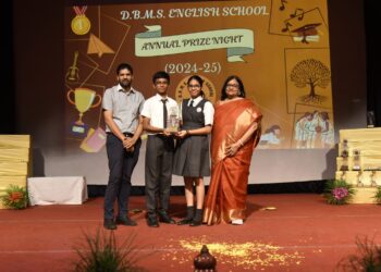 D.B.M.S. English School hosts Annual Prize Night