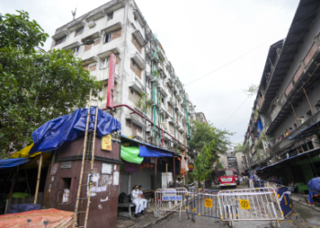 Deadly fire at Kolkata hotel claims 14 lives