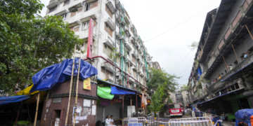Deadly fire at Kolkata hotel claims 14 lives