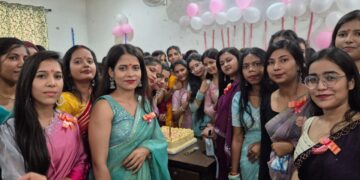 Jharkhand News: YSN Mahila College English dept hosts farewell for students
