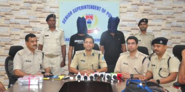 Jamshedpur police nab two with illegal arms