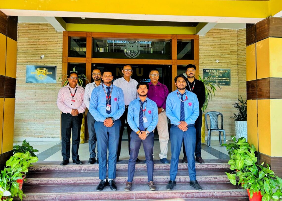 3 Netaji Subhash University students bag offers from Dr. Lal PathLabs