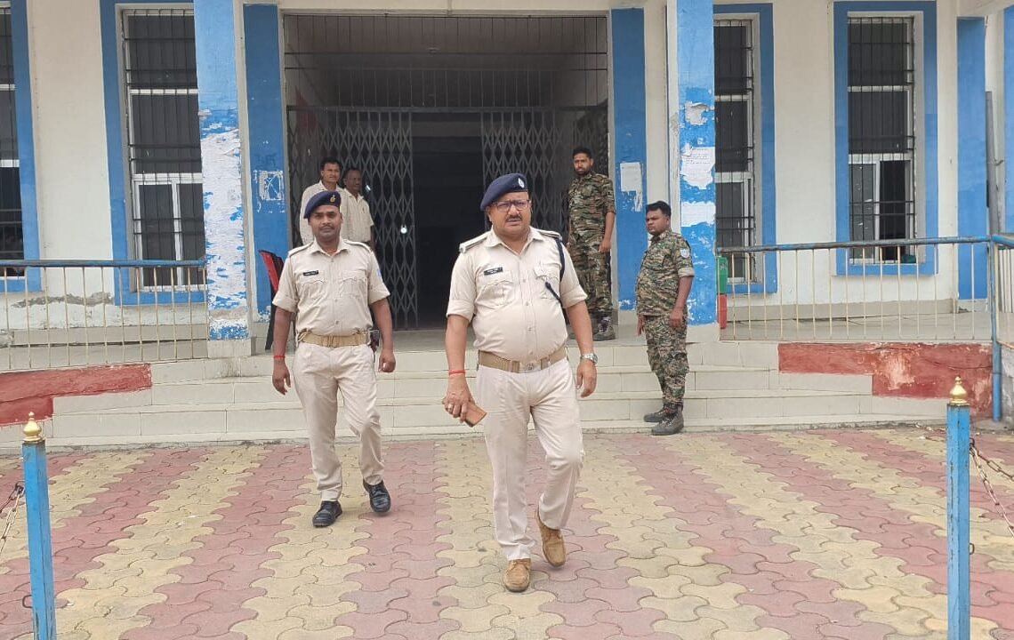 Daltonganj Police take detour of NPU exam centres
