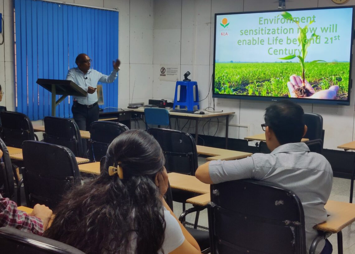 IIT ISM Dhanbad conducts lecture on Environmental Challenges in Food Processing
