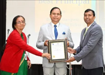 DPS Bokaro principal Dr A S Gangwar receives NEI Best Principal Award 2025