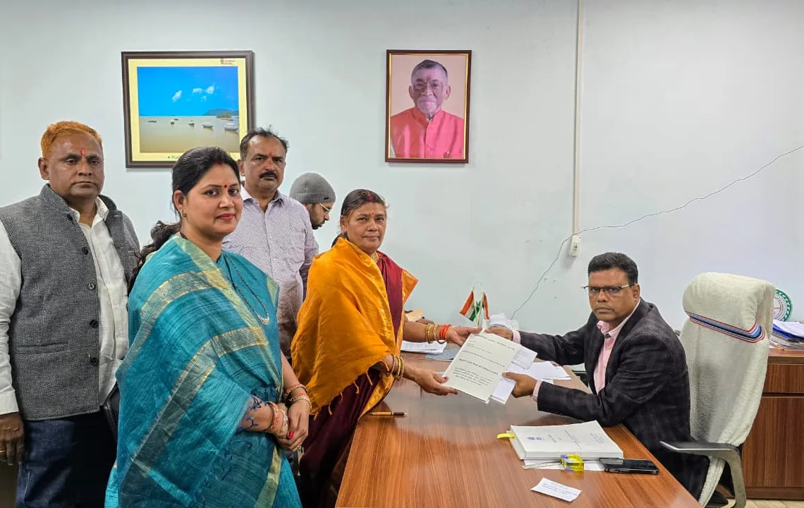 Dhanbad’s first mayor files nomination again for mayor’s post