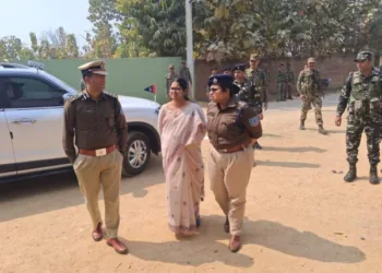 Brisk voting at hypersensitive booths; ‘Baghban’ moment marks Medininagar civic polls