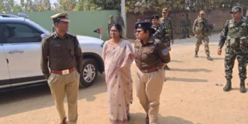 Brisk voting at hypersensitive booths; ‘Baghban’ moment marks Medininagar civic polls