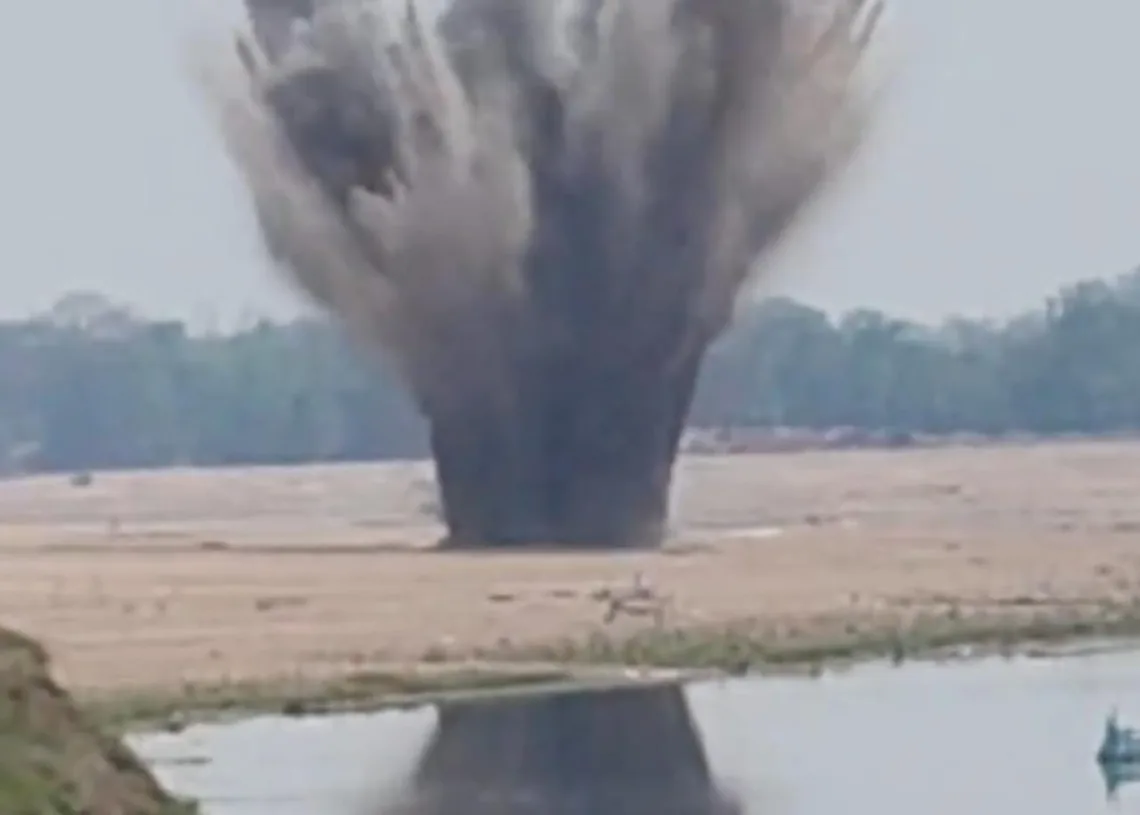 227-kg WWII bomb safely defused on Subarnarekha riverbank in Jamshedpur
