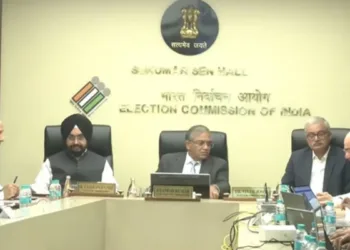 Election Commission transfers 6 senior police officers in West Bengal