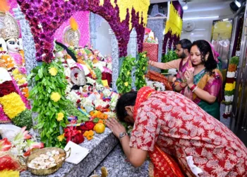 CM Hemant Soren performs puja at Ram Tapovan temple on Ram Navami