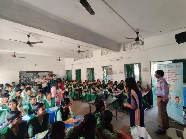 IIT Dhanbad experts promote science learning among coalfield students