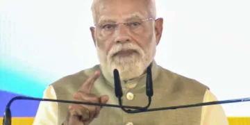 PM Modi launches ₹18,680 crore projects in Kolkata, attacks TMC at Brigade rally