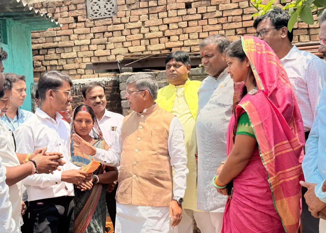 BJP chief Aditya Sahu honours Jharkhand Matric topper, gives ₹1 lakh aid