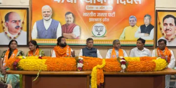 Jharkhand BJP leaders hail workers on foundation day