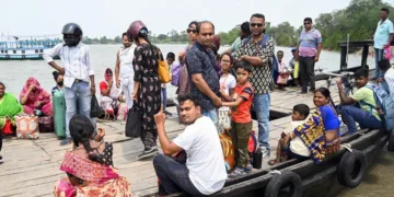 West Bengal polls phase 2: Nearly 90% voter turnout till 5 pm, sporadic violence reported