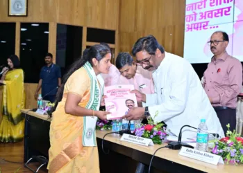 Jharkhand CM Hemant Soren distributes job letters to 299 women officers