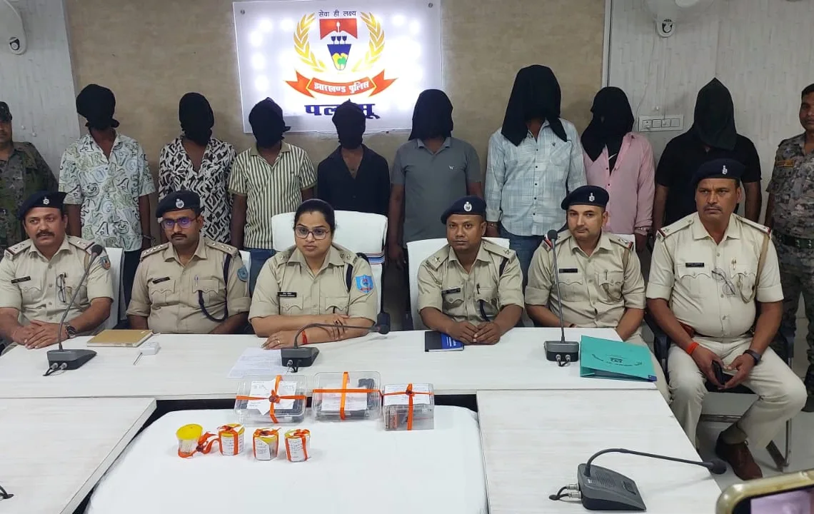 Daltonganj police foil kidnapping and contract killing plot in 24 hours, 8 arrested