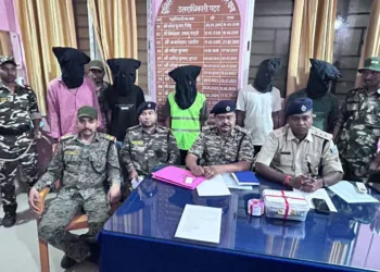 Minor among six held with brown sugar in Latehar
