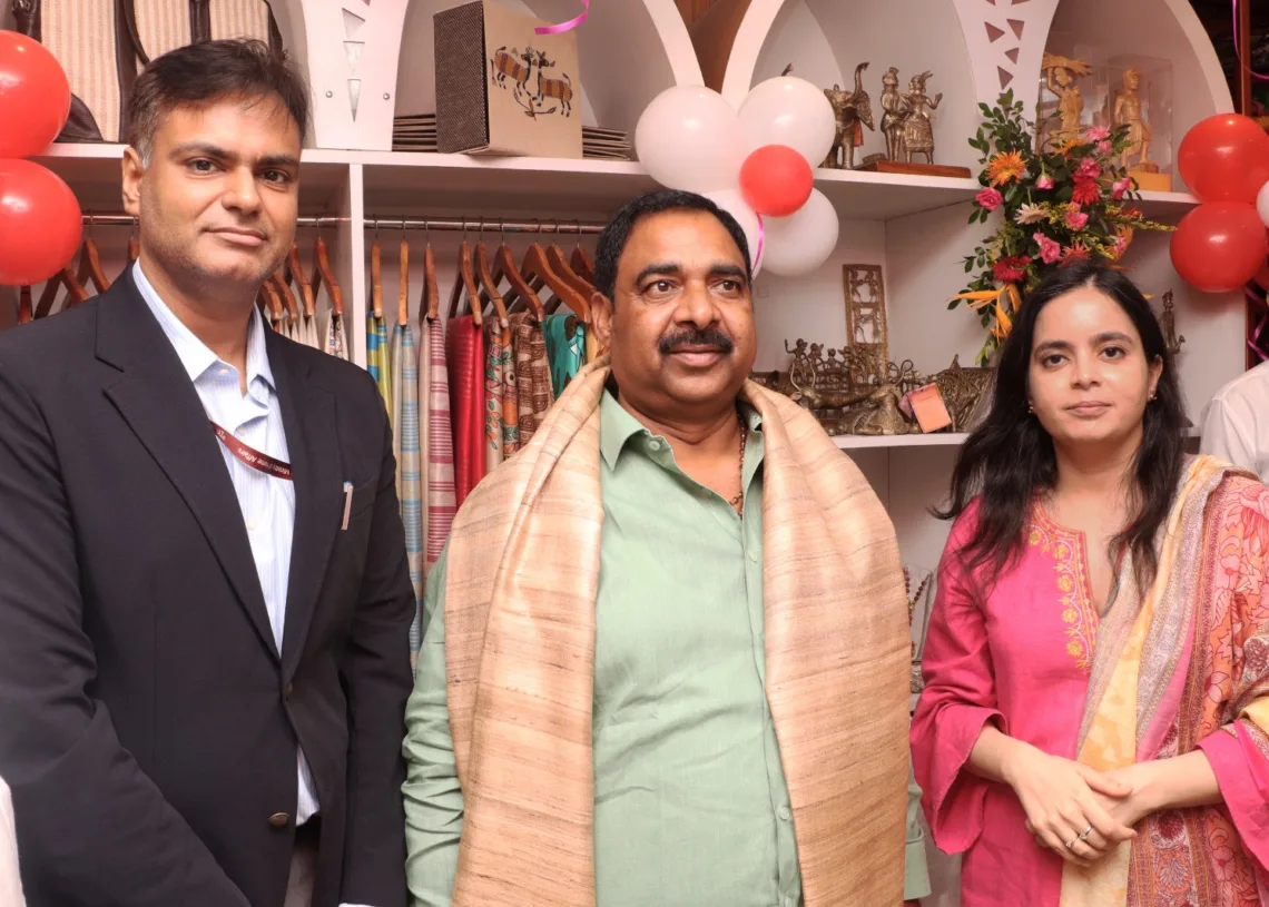 Industries minister inaugurates Jharcraft’s new emporium in Kolkata