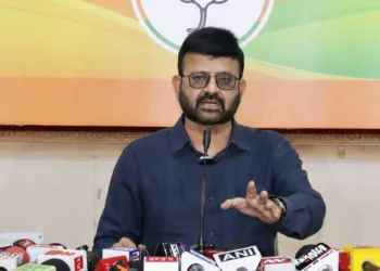 BJP flags ‘infiltrator influx’ into Jharkhand from Bengal, seeks detention centres