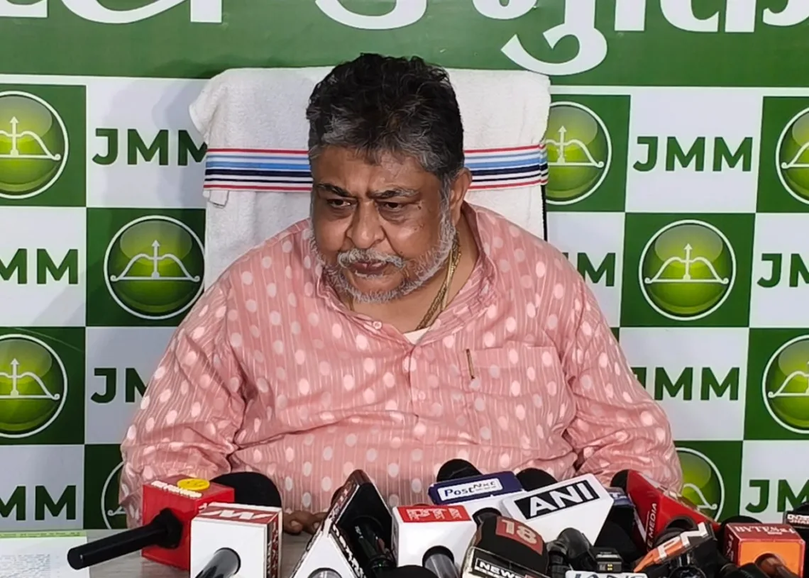 JMM open letter to PM Modi targets foreign tours, loan waivers