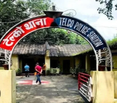 Obscene message accused held in Jamshedpur, kin clash with police