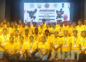 IIT (ISM) Dhanbad flags off Yuva Sangam delegation to IIT Indore