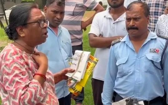 Jamshedpur athlete’s wife duped of jewellery worth Rs 7 lakh in daylight con