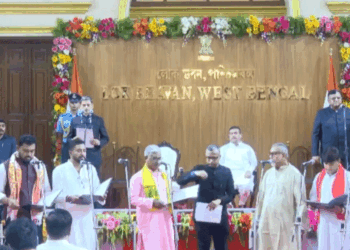 Bengal cabinet: Tapas Roy, Swapan Dasgupta among 35 MLAs sworn in as ministers
