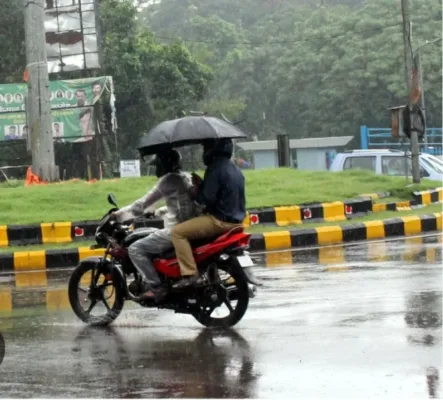 Monsoon on hold: Bay cyclonic system delays Kerala onset