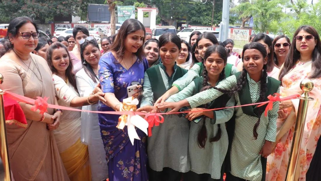 JIASOWA opens modern library at Simdega Heritage building