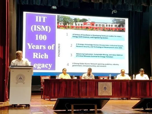IIT (ISM) Dhanbad welcomes new students; Director calls for innovation