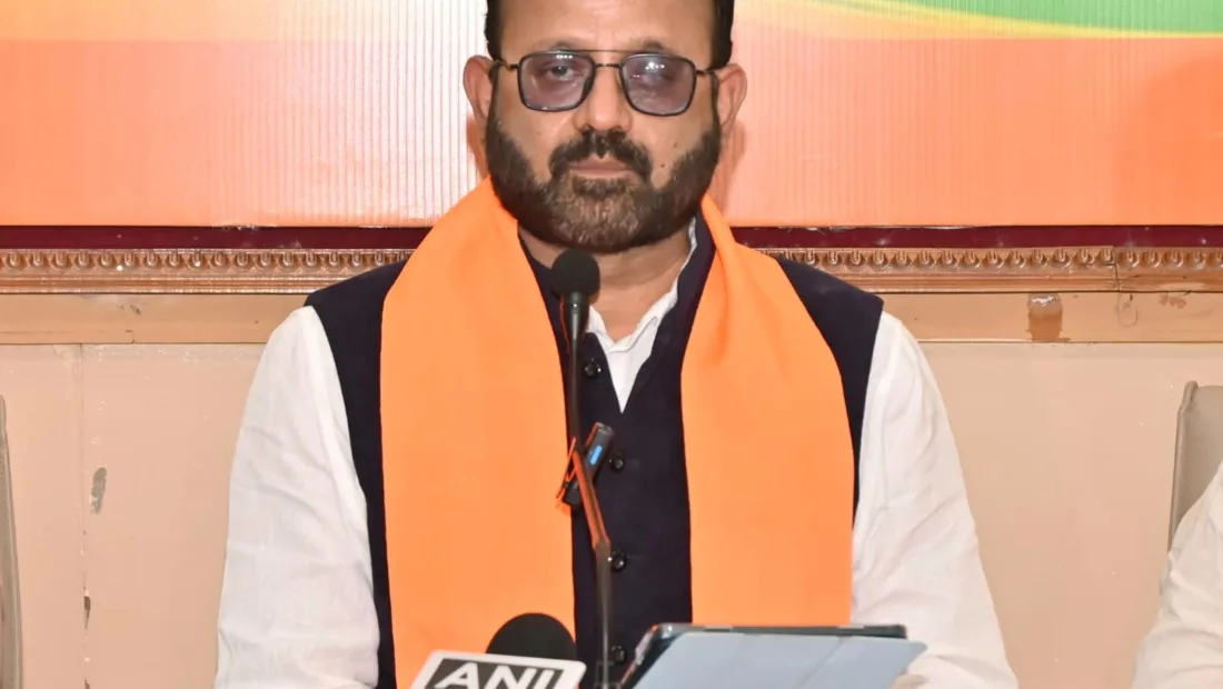BJP says Jharkhand govt recycled Davos investment deals