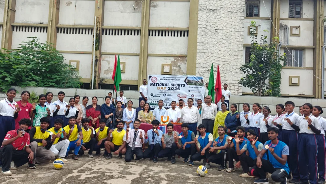 DSPMU celebrates National Sports Day with mini marathon, chess and volleyball