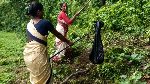 PTR: Vanjeevi didis rescue 7-foot python in first-of-its-kind operation