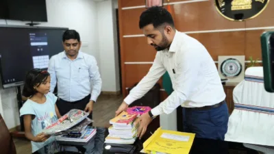 Palamu class 5 girl seeks help at Jan Samadhan, gets new books and school supplies