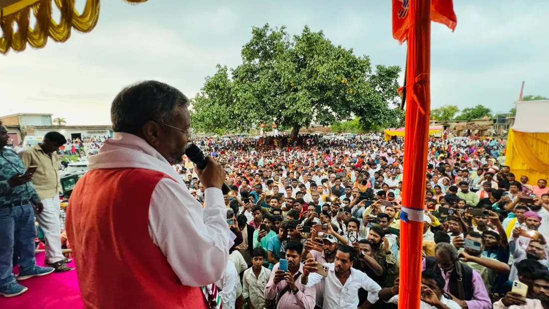 Babulal Marandi meets family of tribal rape victim in Panki, demands security and strict action