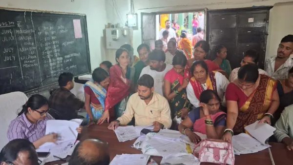 Jharkhand SIR: Search intensifies for pre-1987 bank passbooks, LIC documents