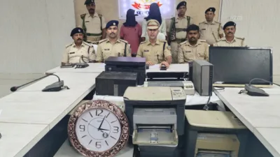 Ex-panchayat member among two held for stealing govt equipment in Palamu