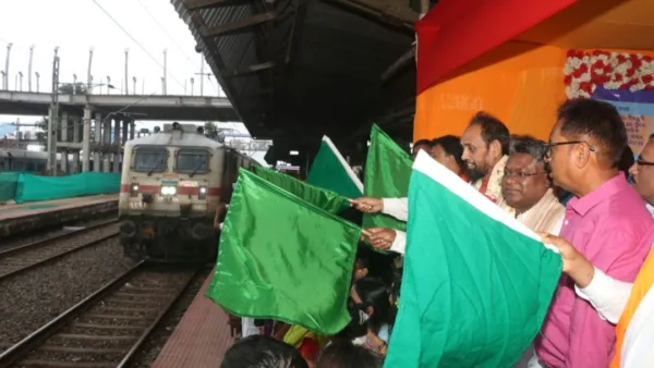 Ghatshila gets direct rail links to Mumbai and Pune