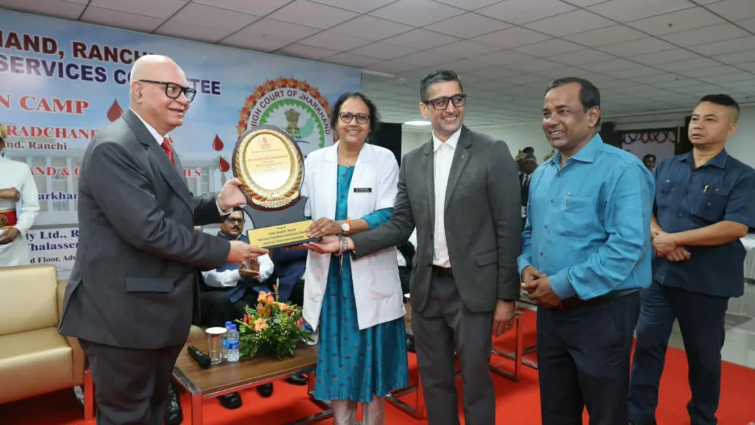 Jharkhand HC blood donation camp collects 205 units, marks decade-long initiative